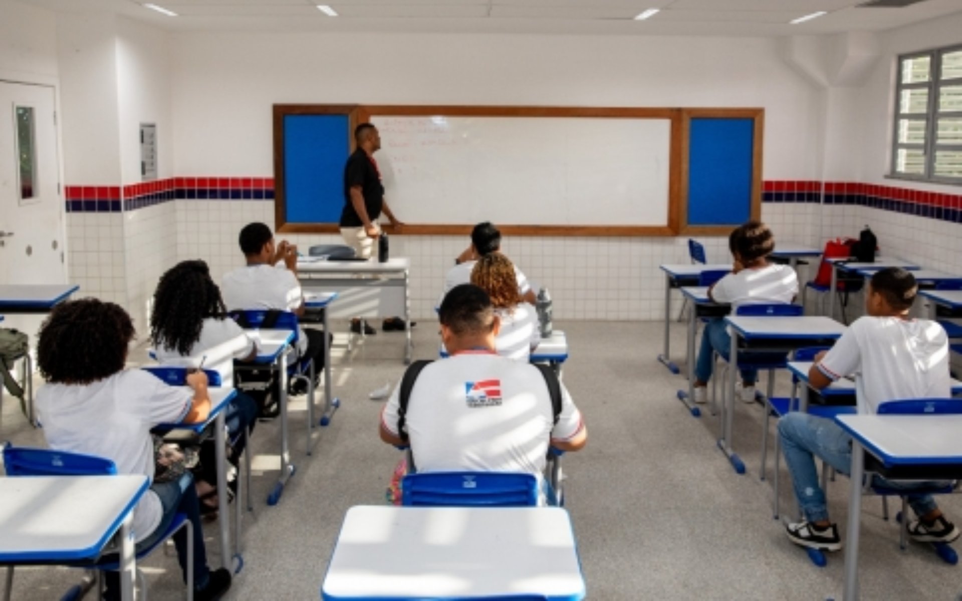 Renovação de matrículas da rede estadual de ensino termina nesta sexta