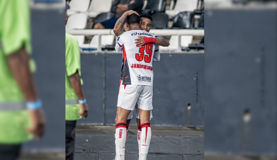 Vitória e Fortaleza se enfrentam no Barradão em jogo decisivo pela Série A