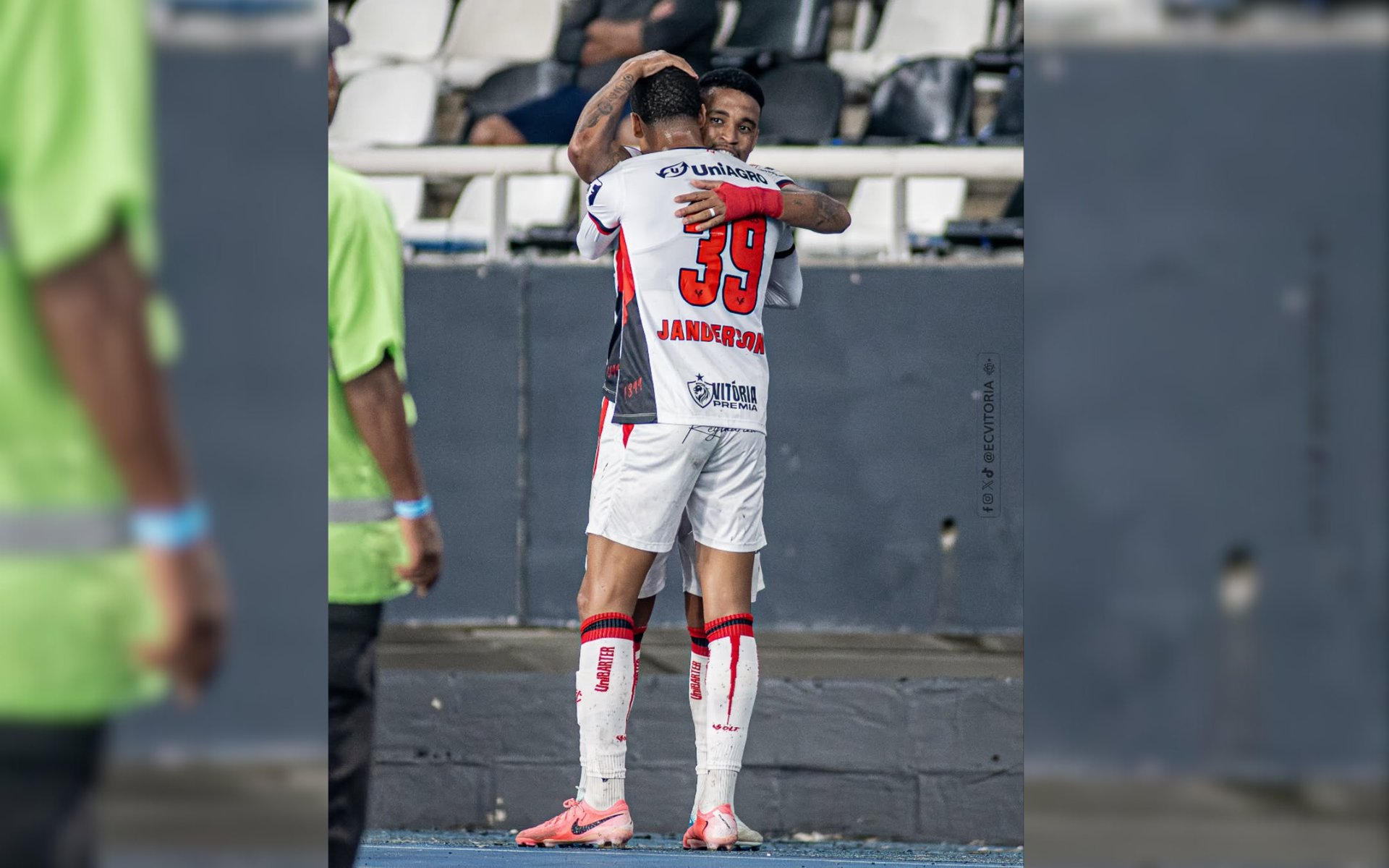 Vitória e Fortaleza se enfrentam no Barradão em jogo decisivo pela Série A