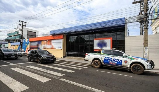 Jovem de 17 anos atira no rosto do ex-namorado dentro de escola em Teresina