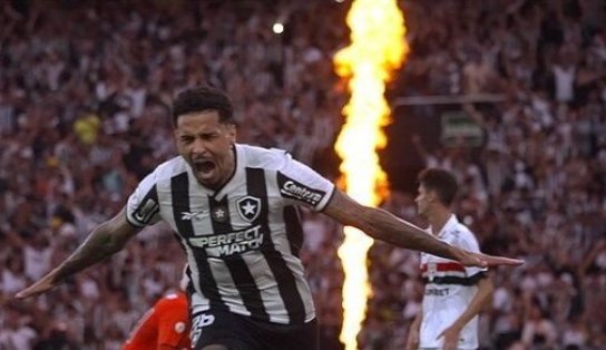 Com gol de ex-Bahia, Botafogo vence o São Paulo e conquista o Brasileirão