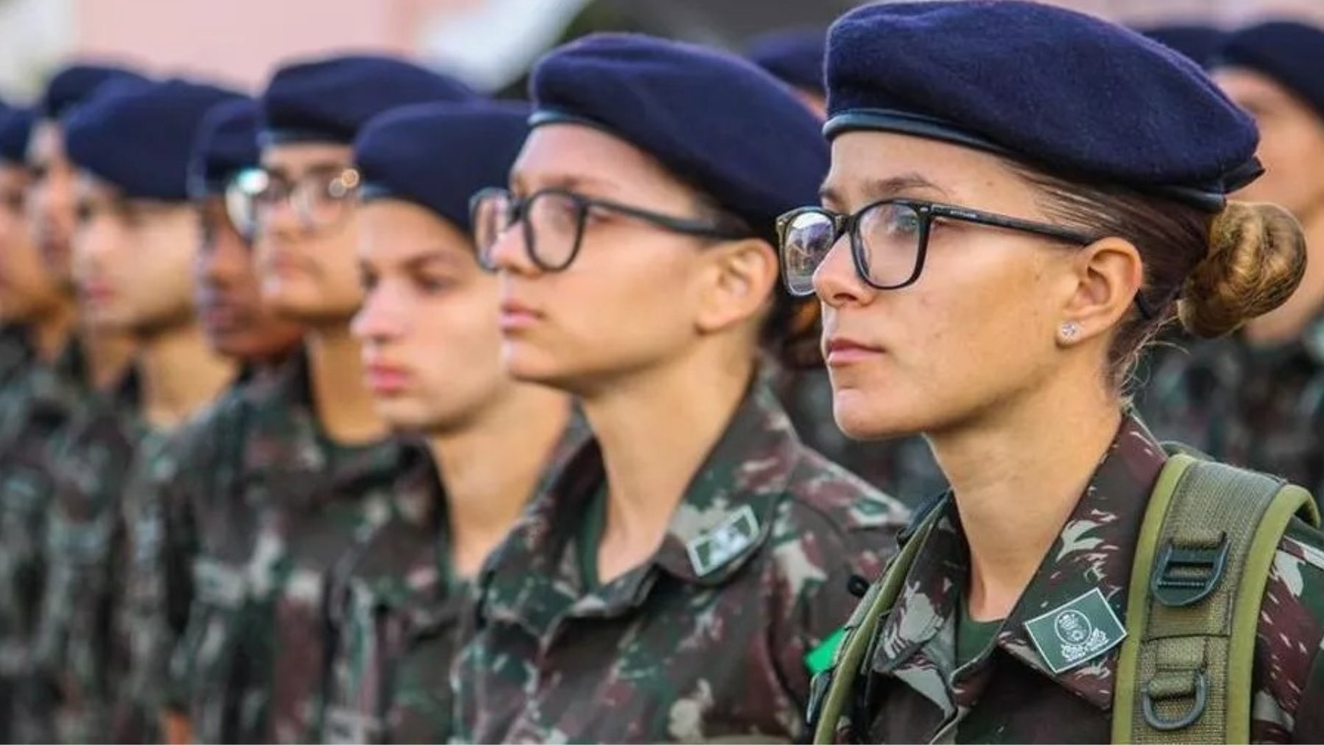 Mulheres poderão se alistar no Exército, Marinha e Aeronaútica a partir de 2025