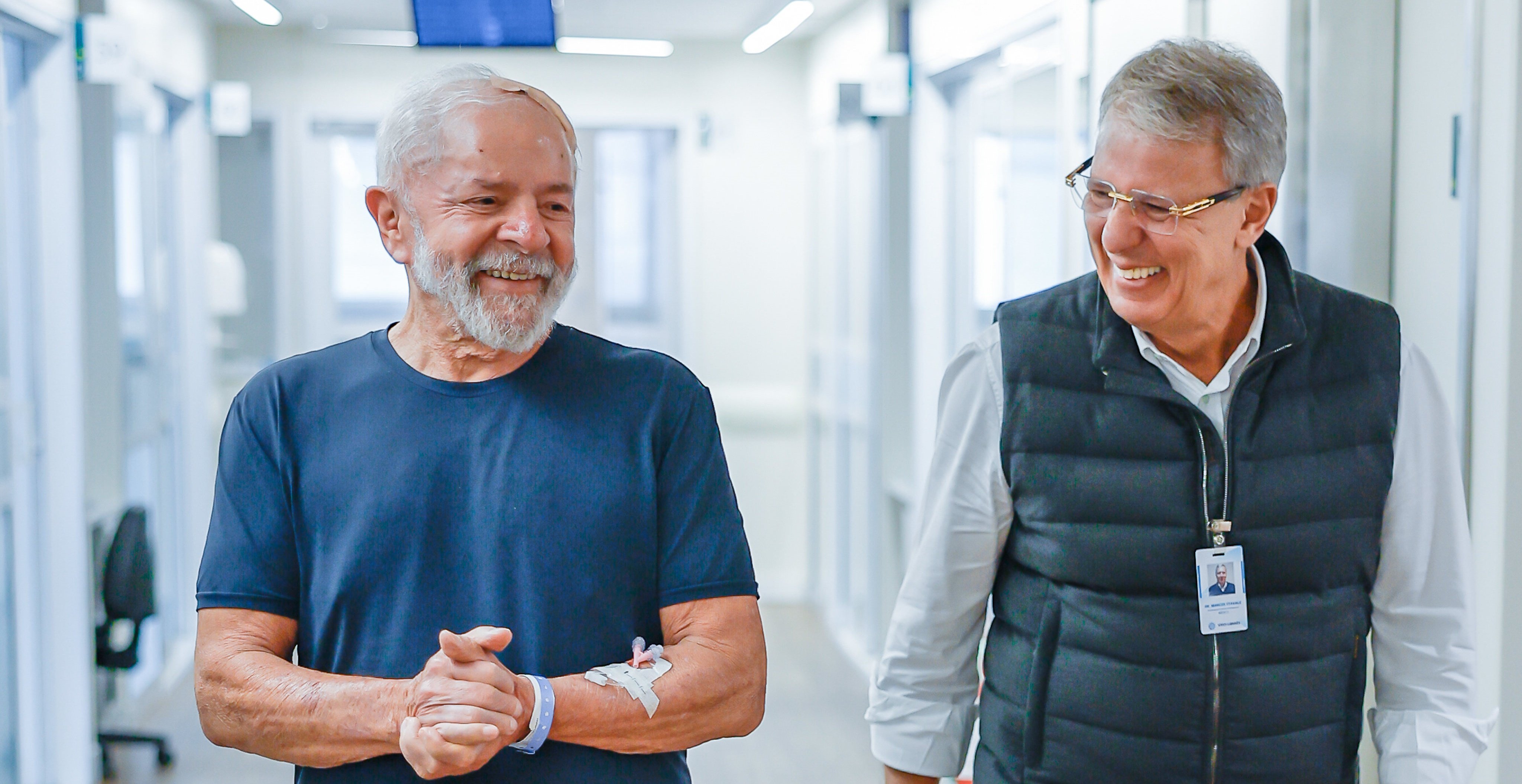 Lula recebe alta hospitalar e segue para repouso em casa