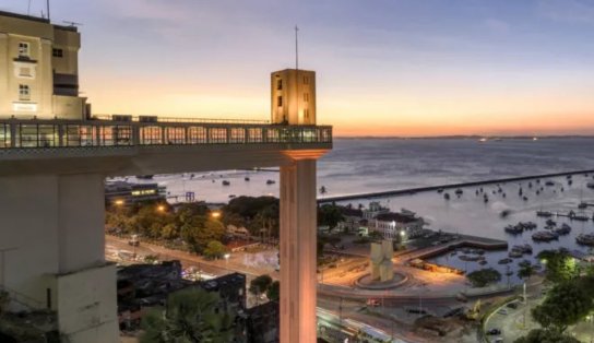 Reabertura do Elevador Lacerda é adiada para o início de 2025 