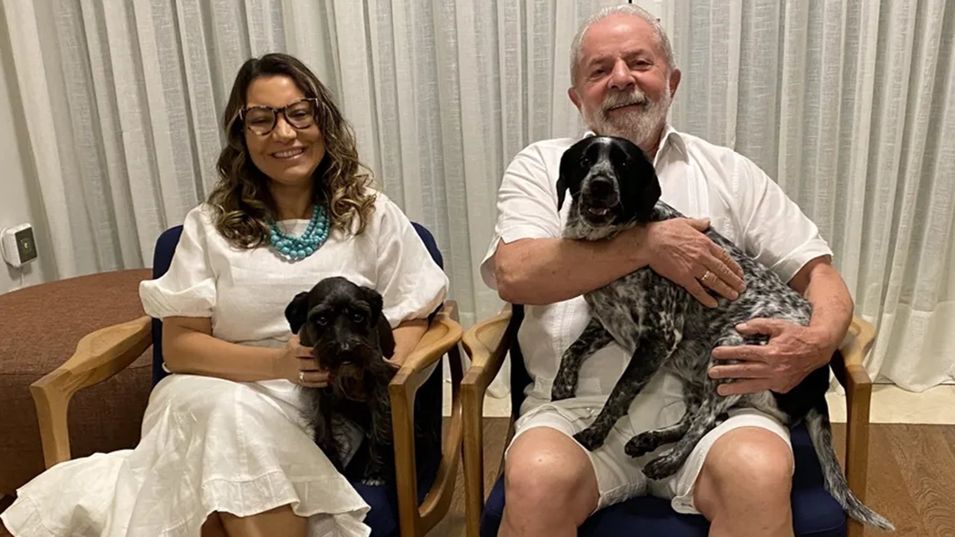 Lula sanciona lei que cria Cadastro Nacional de Animais Domésticos  