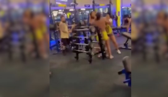 Briga entre mulheres em academia de Goiânia gera confusão com socos e chutes; veja vídeo