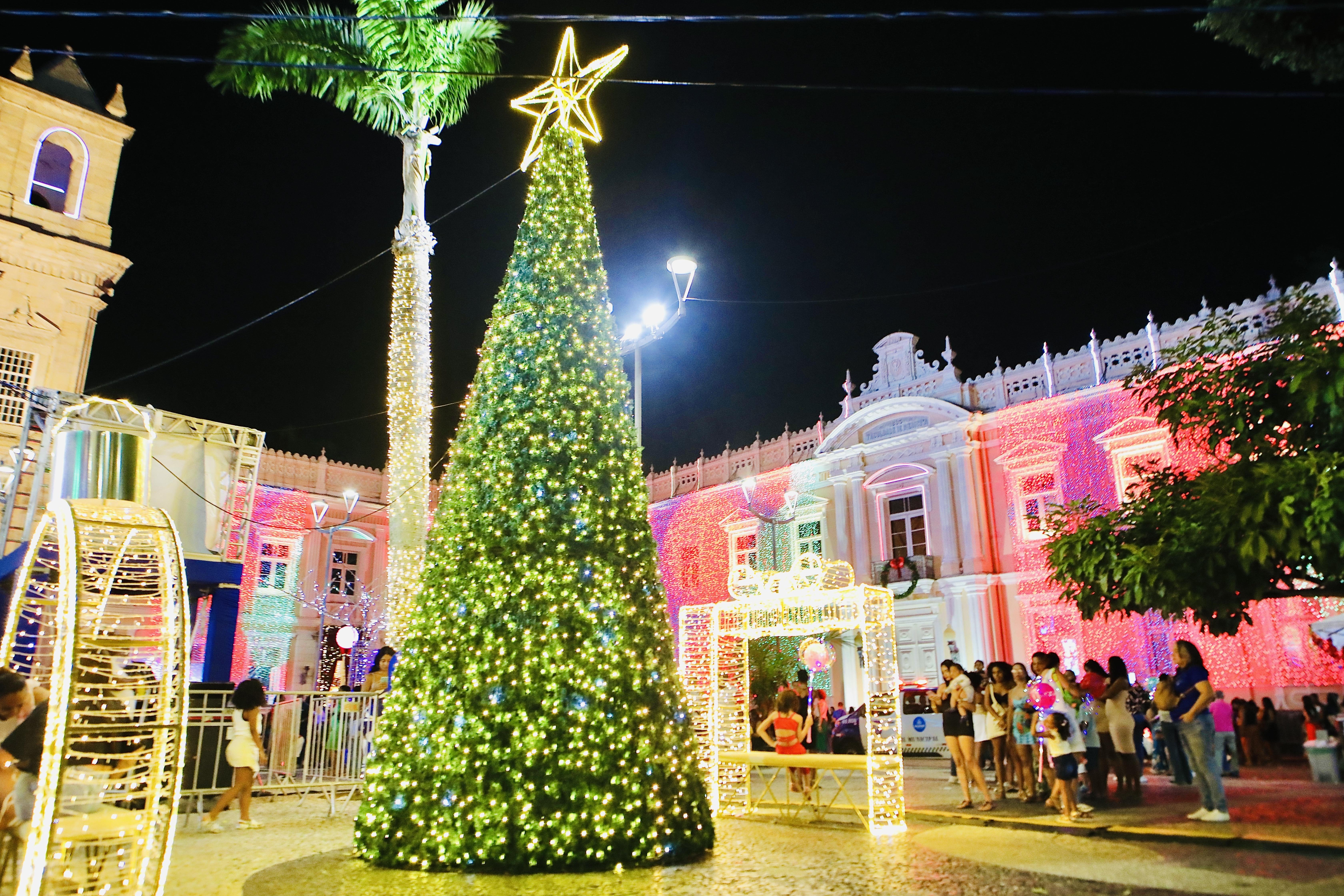 Natal será de chuva? Confira previsão do tempo para Salvador