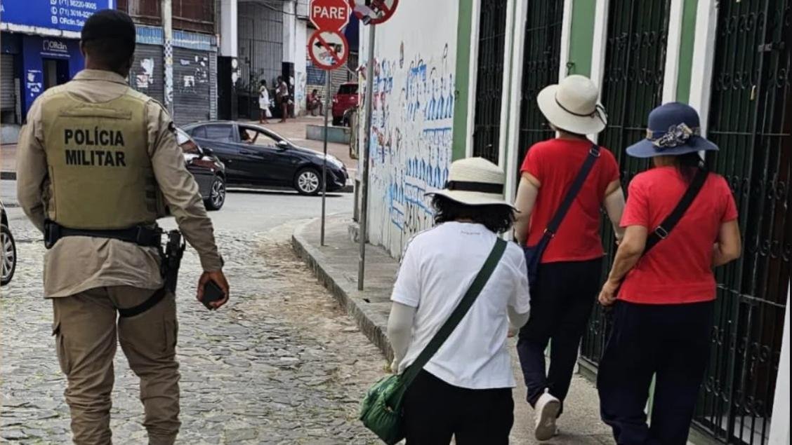 Policiamento no Comércio é intensificado para chegada de turistas a Salvador