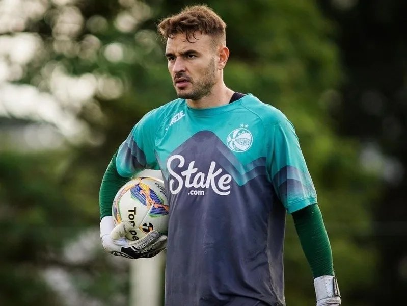 Vitória acerta a contratação de novo goleiro para a temporada 2025