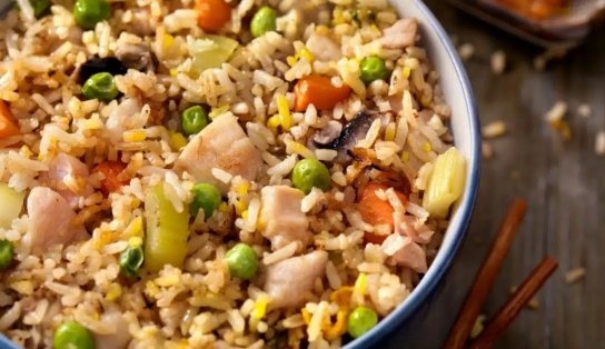 'Arroz de sobras': Confira receita deliciosa com o que sobrou da ceia de Natal