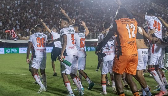 Vitória tem ano de retomada, com título baiano e arrancada histórica na Série A