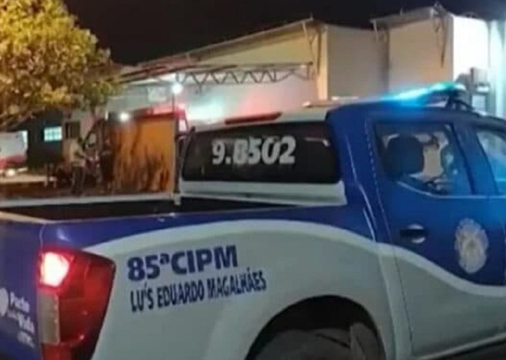 Após esfaquear companheira, homem morre em acidente de trânsito na Bahia