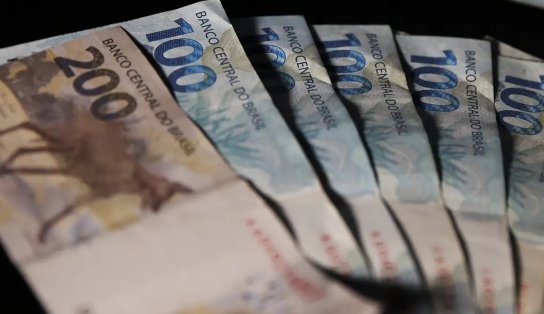 Salário mínimo de R$ 1.518 já está valendo no Brasil