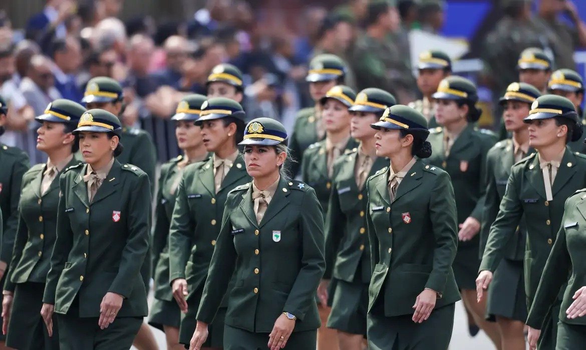 Alistamento militar feminino têm 7 mil inscritas nos três primeiros dias do ano