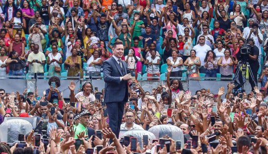 Bispo Bruno Leonardo volta a Salvador para promover a 'Visita do Profeta'; evento causa congestionamento 