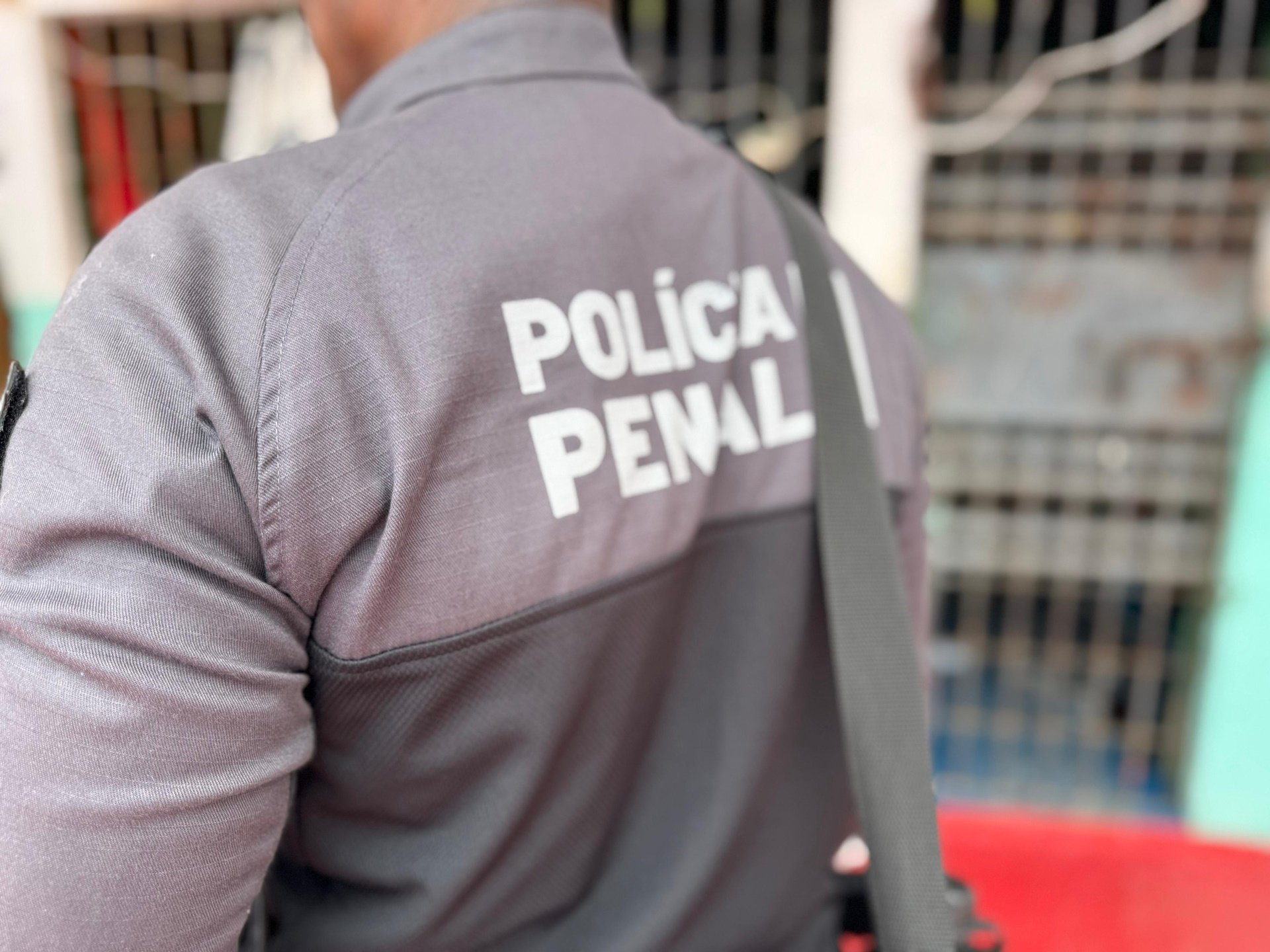 Internos suspeitos de ligação com crime organizado são transferidos do presídio de Jequié