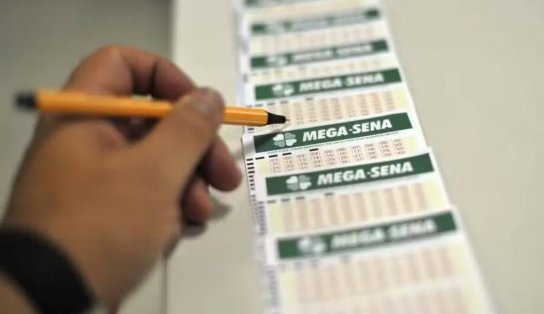 Mega-Sena acumula e pode pagar R$ 11,5 milhões amanhã; confira números 