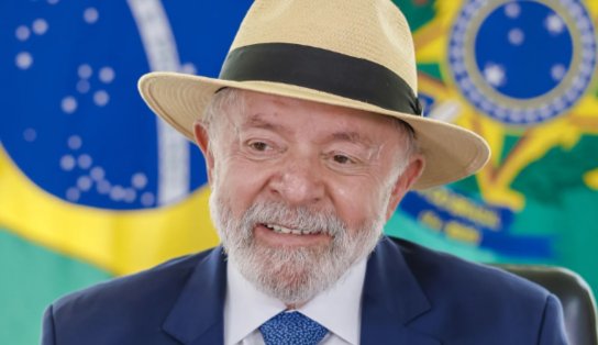 Lula exalta a democracia em ato que lembra o 8 de janeiro: 'Ainda estamos aqui'