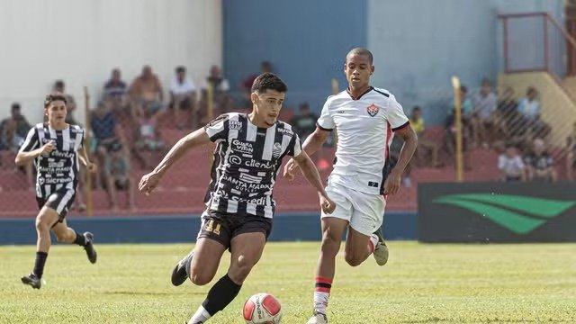 Vitória fica no 0 a 0 com o Comercial e se classifica para 2ª fase da Copinha