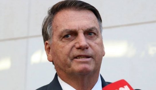 Bolsonaro solicita ao STF devolução de passaporte para comparecer à posse de Donald Trump