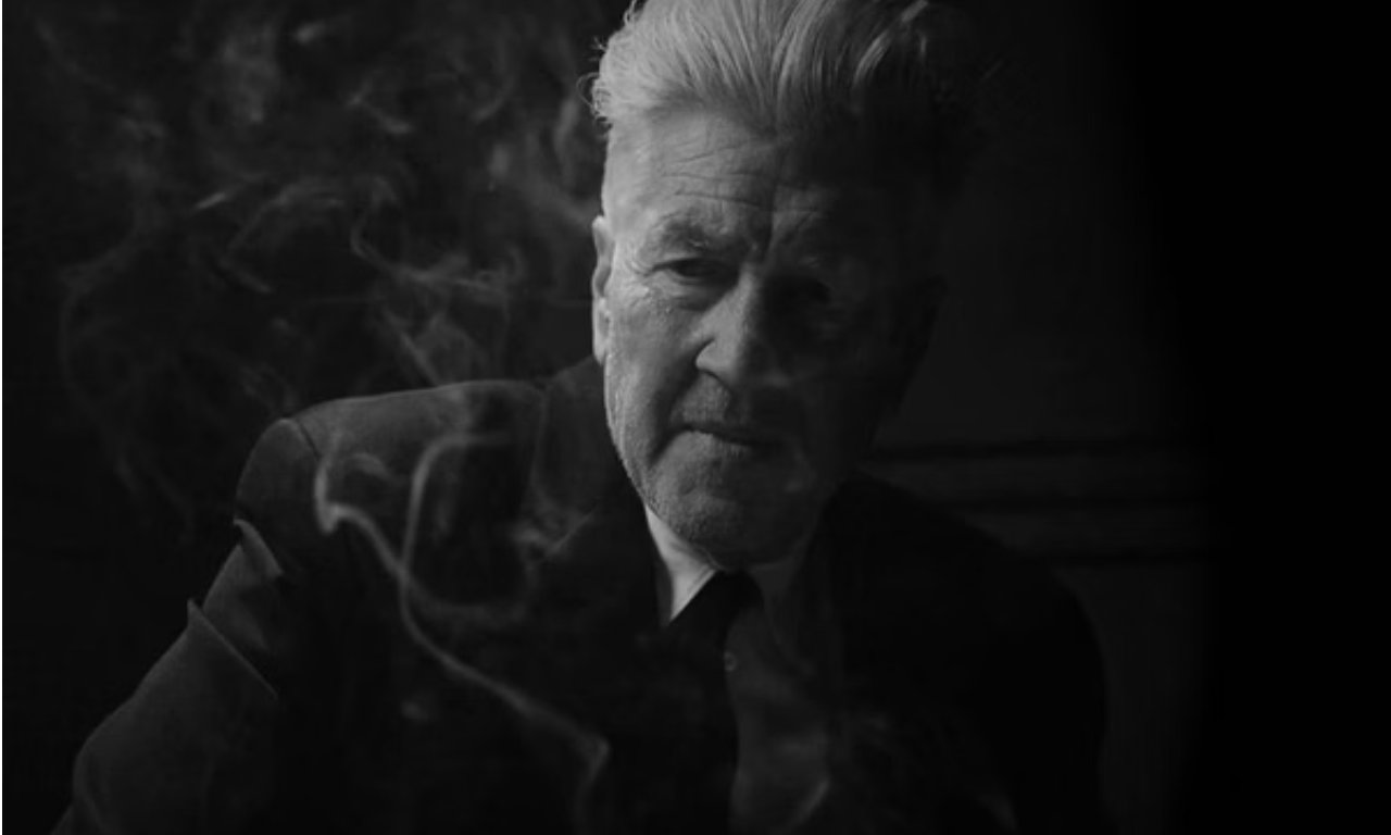 Morre David Lynch, diretor de 'Veludo Azul', aos 78 anos