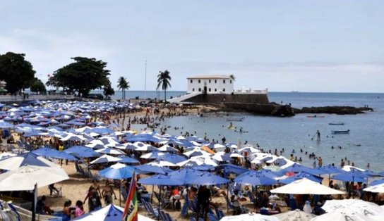 Salvador tem 13 praias impróprias para banho neste final de semana; veja lista