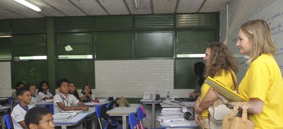 Professores de escolas públicas têm piso reajustado para R$ 1.917,78