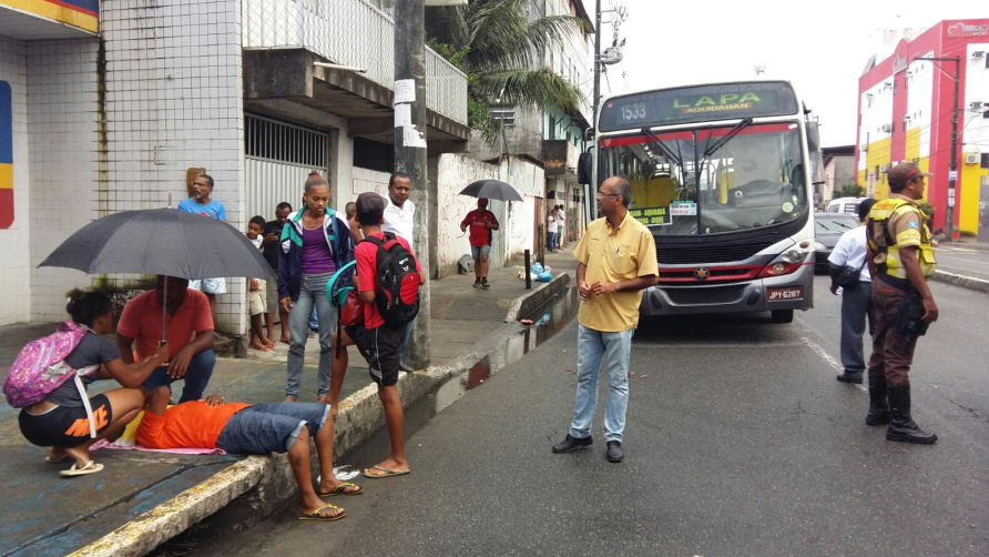 Vítimas do acidente na Suburbana esperam 2h por atendimento médico