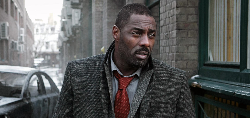 Autor de James Bond quer 007 negro, mas diz que Idris Elba é &#8220;muito bruto&#8221;