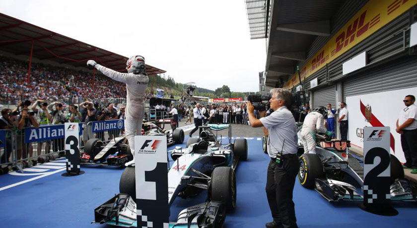 Hamilton larga na frente no GP da Itália de Fórmula 1