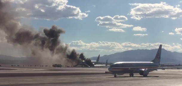 Avião da British Airways pega fogo durante decolagem nos EUA