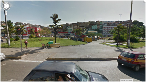 Buraco causa congestionamento na região do Largo do Tanque