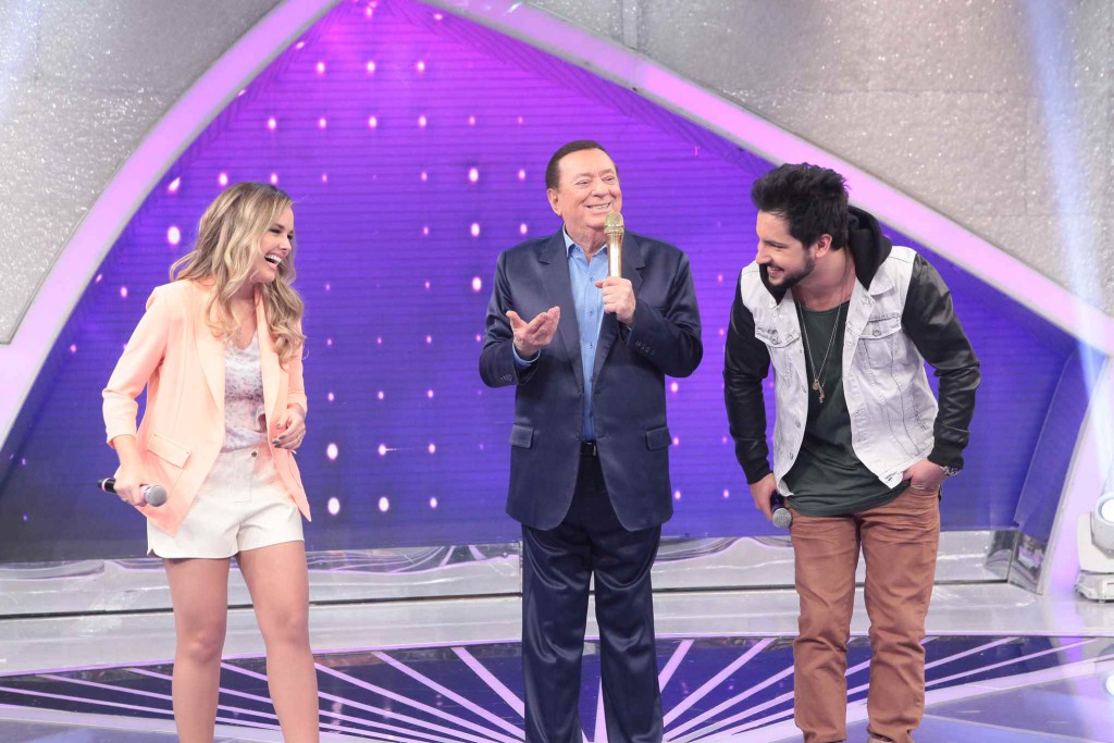 Raul Gil recebe Thaeme &#038; Thiago, Calcinha Preta e humoristas neste sábado (12)