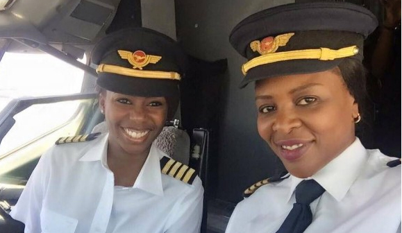 Pela primeira vez na história Boeing 737 é pilotado por mulheres