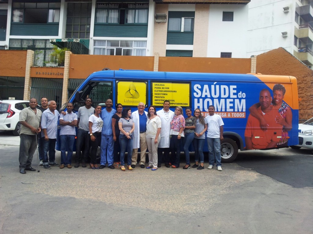 Subúrbio de Salvador recebe ônibus de atendimento médico gratuito