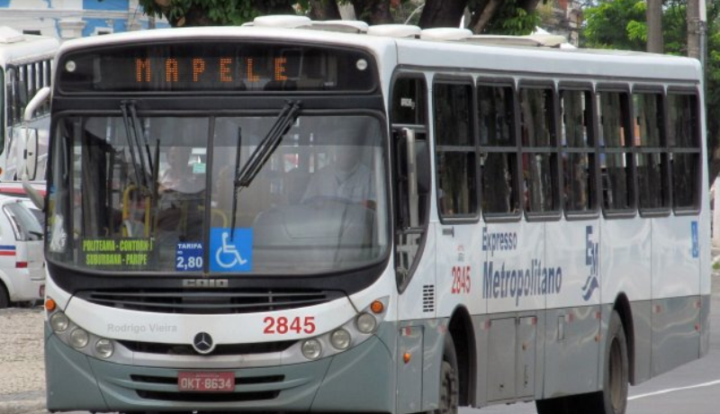 Integração com metrô faz ônibus metropolitanos deixar de circular em Salvador