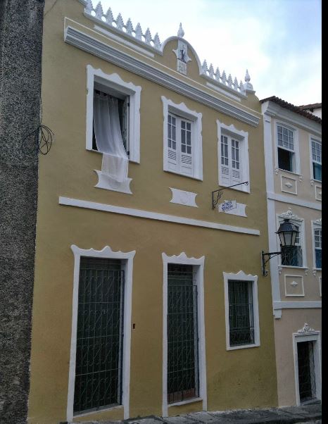 Turista é baleado durante assalto a hotel no Pelourinho