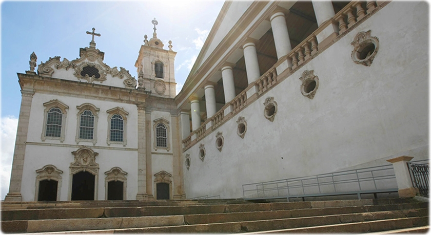 Com missas e procissão, devotos celebram Santa Luzia neste fim de semana