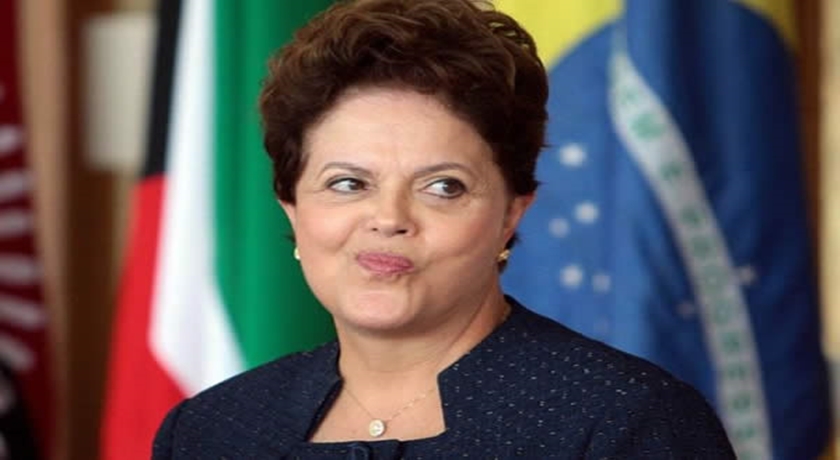 Em baixa: 82% da população não aprova maneira de governar da presidente Dilma Rousseff