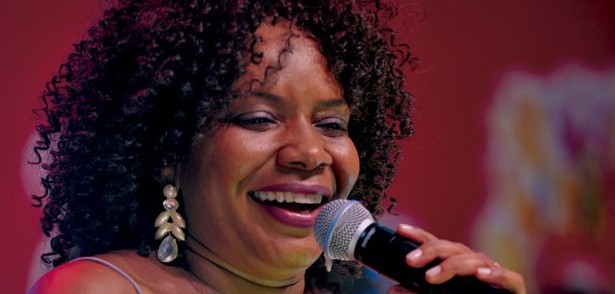 Inauguração da orla da Ribeira tem show de Margareth Menezes nesta sexta-feira