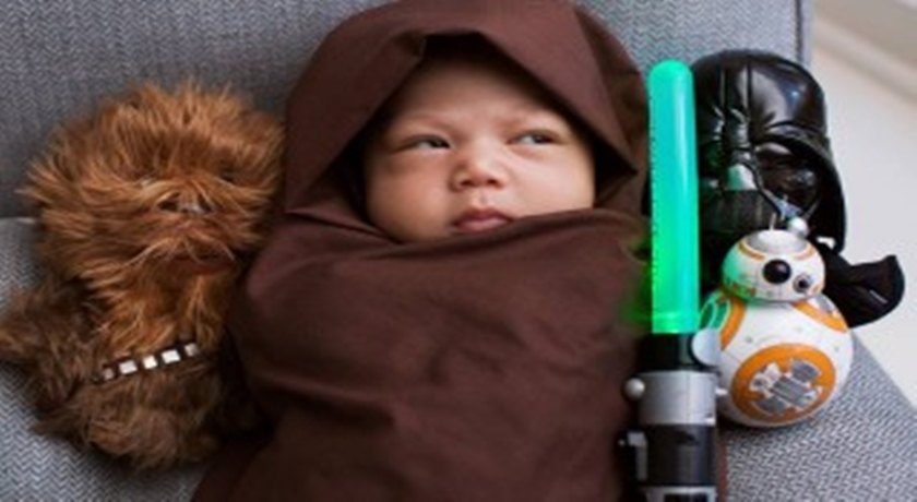 Mark Zuckerberg publica foto da filha vestida de cavaleiro Jedi