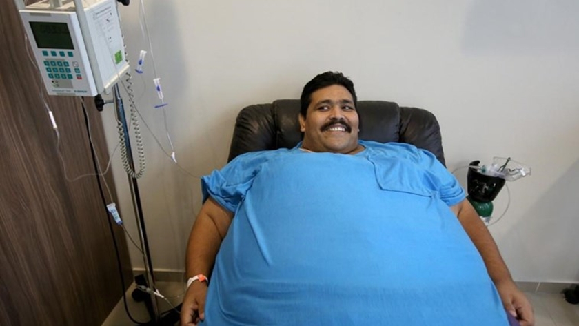 Com 317 Kg, homem considerado mais gordo do mundo morre em pleno Natal