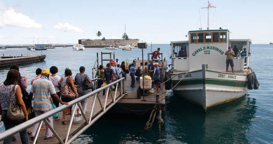 Travessia para Mar Grande opera com dez embarcações nesta terça-feira