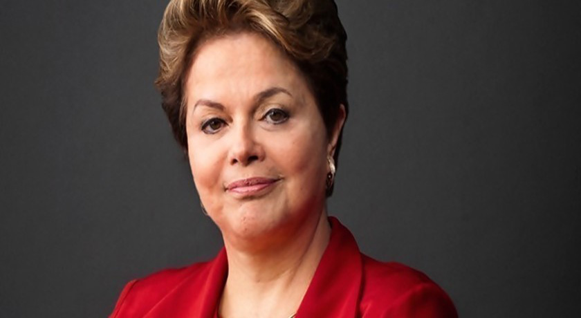 Dilma diz, em mensagem de Ano-Novo, que está otimista com 2016