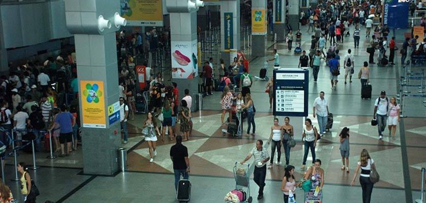 O PILOTO SUMIU: Sete voos atrasam e um é cancelado em protesto no Aeroporto de Salvador