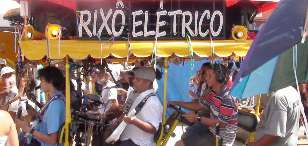 HOJE TEM FURDUNÇO!: Após participação na pré-estreia, movimento anima a Avenida nesta sexta