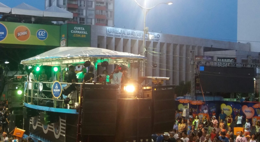 FURDUNÇO! A rua explica e consolida o novo fenômeno do Carnaval: Baiana System