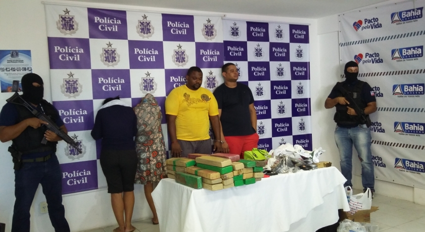 SELO DE QUALIDADE: Com direito a degustadoras de maconha, quadrilha é presa em Salvador