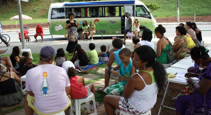 LEITURA: Parque de Pituaçu recebe biblioteca móvel neste domingo