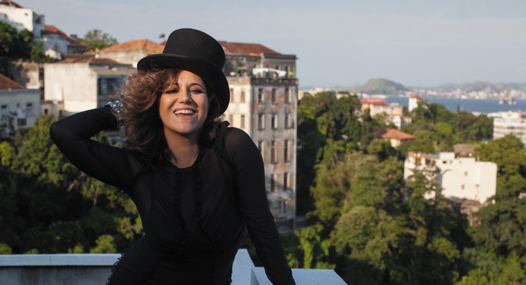 Maria Rita faz show no Armazém Hall neste sábado